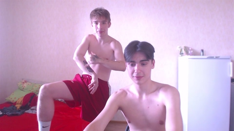 stralght_twinks  15-10-2022